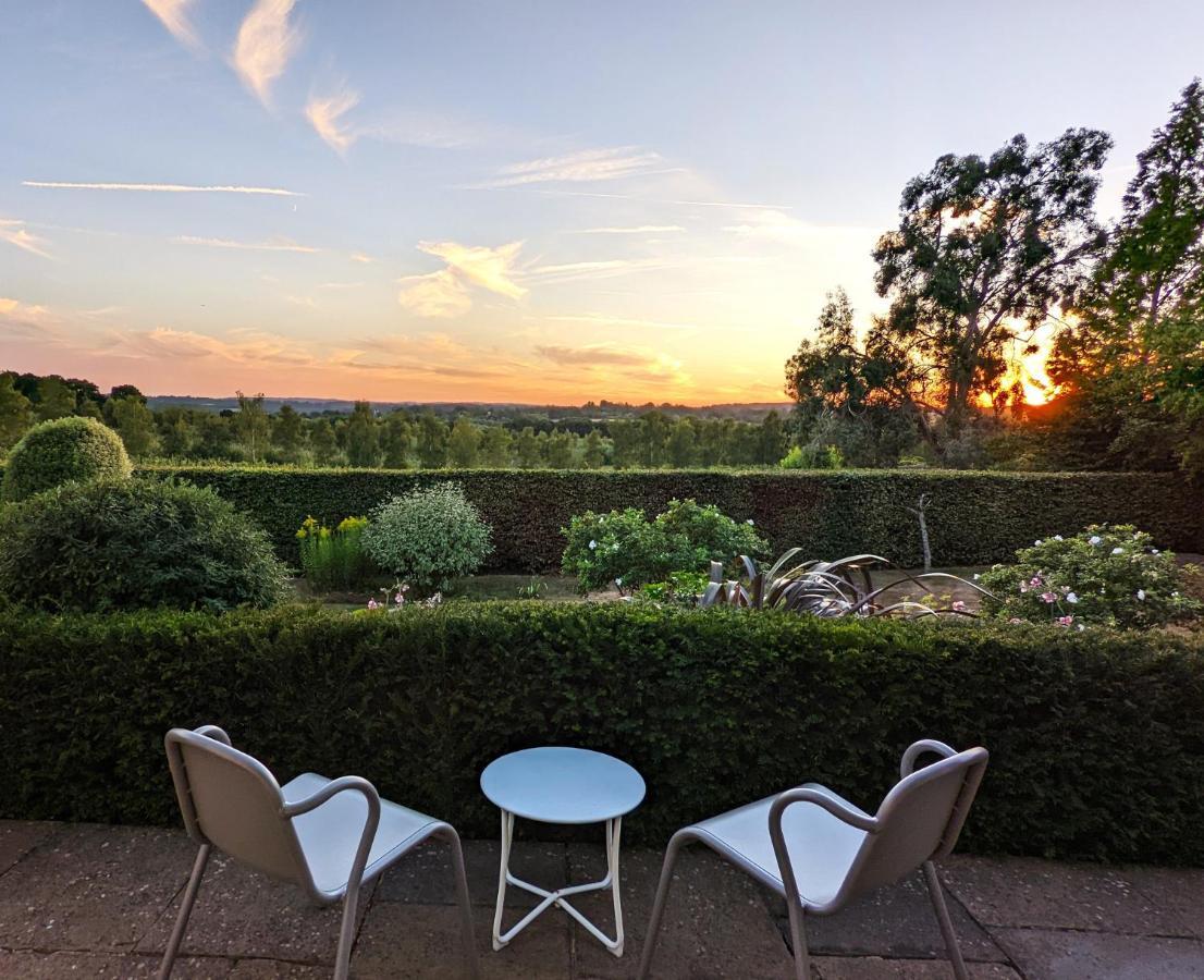 Meadow Cottage Bed & Breakfast Hawkhurst Exterior photo